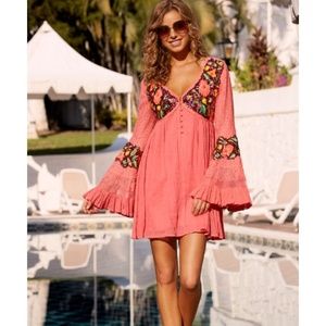 EMBELLISHED V NECK LONG-SLEEVE DRESS